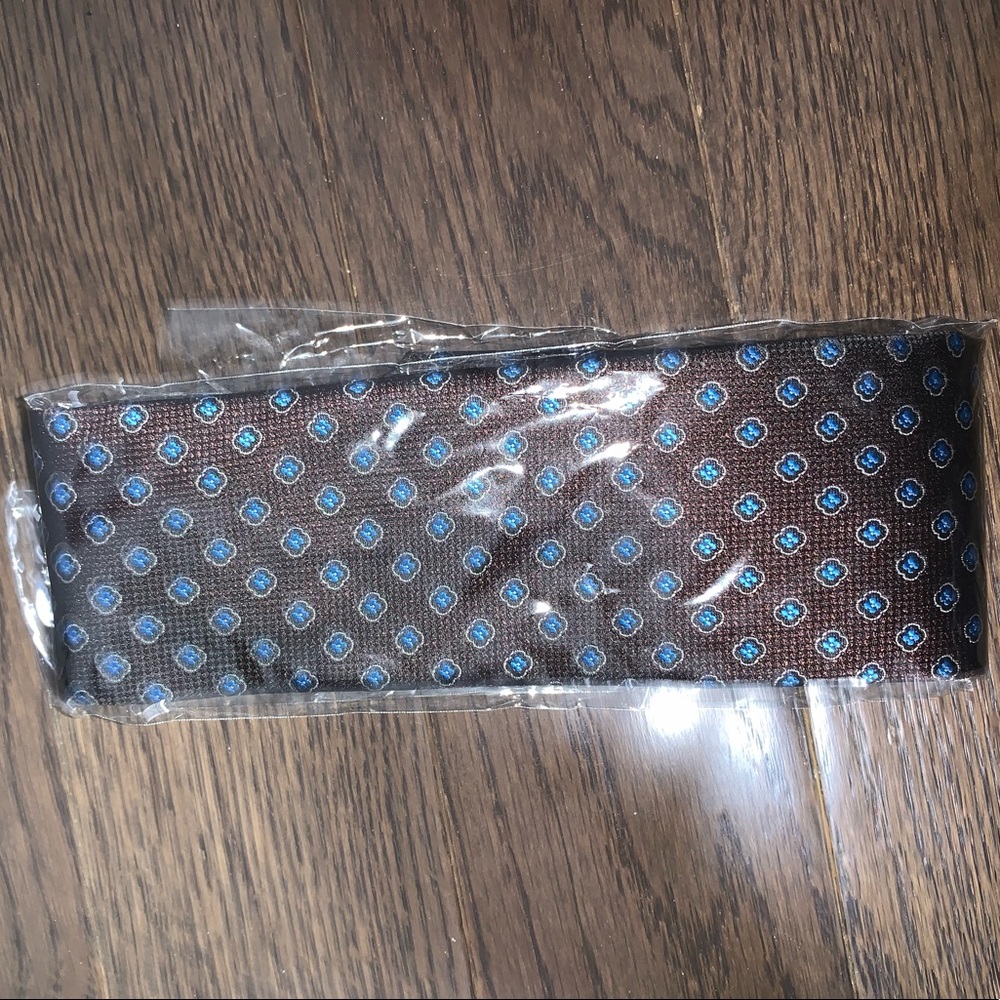 Neck tie